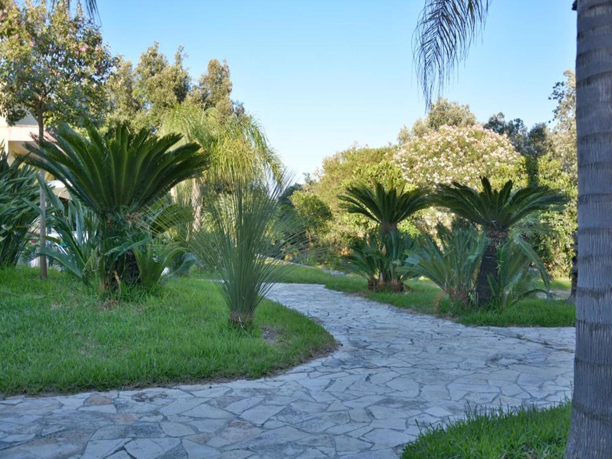 Masseria Lama Torre dell'Orso Exterior foto