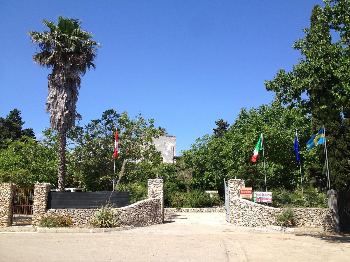 Masseria Lama Torre dell'Orso Exterior foto